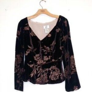 ICE Shaved Velvet Top